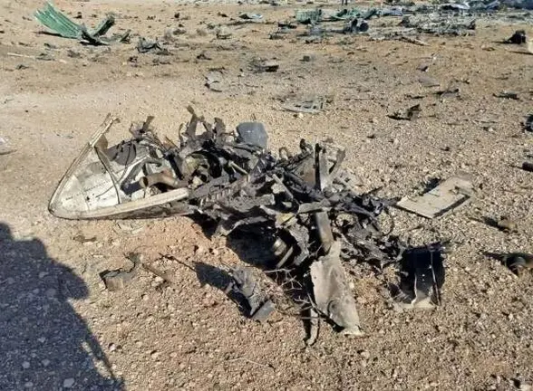 Imagen de la Guardia Revolucionaria iran&iacute; de restos de un avi&oacute;n de EEUU.