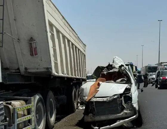 La Polic&iacute;a de Dub&aacute;i difundi&oacute; esta imagen del siniestroen la Emirates Road.
