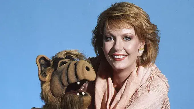 &Ntilde;a actriz Anne Schedeen, quien personific&oacute; a Kate Tanner, la madre adoptiva de un extraterrestre llamado Alf. (Fuente externa)