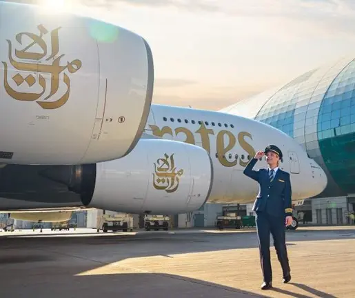 Una piloto de Emirates. (X)