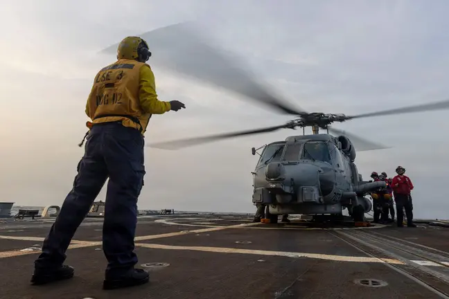 Un helic&oacute;ptero MH-60R Sea Hawk de la Marina de EEUU. (Centcom)