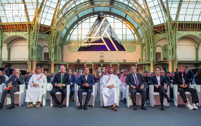 El pr&iacute;ncipe heredero de Arabia asiste, junto a Macron, a la ceremonia de clausura de la Copa Mundial de Esports 2026 en Par&iacute;s. (SPA)