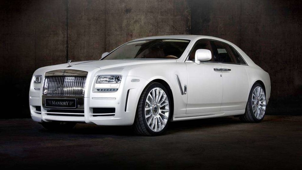 El Rolls Royce utilizado tenía matrícula de tres dígitos y era alquilado.