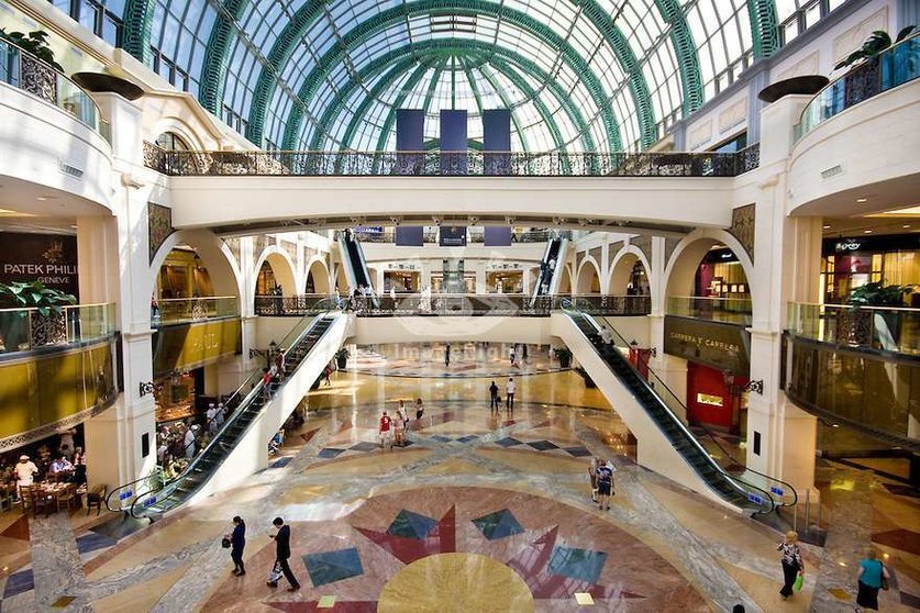 Cúpula central del Mall of Emirates en Dubai.