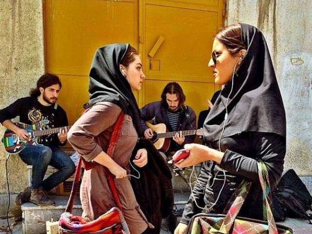Mujeres en Irán con el velo islámico.