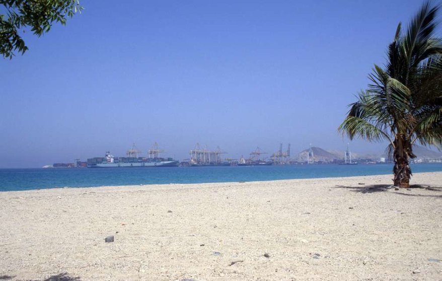 Una imagen de la playa de Khorfakkan en Sharjah.