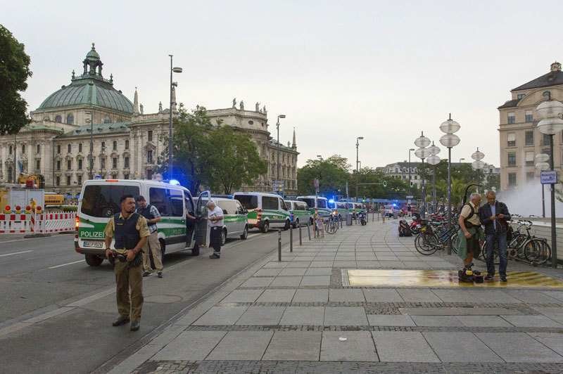 La policía alemana en una plaza de Múnich.