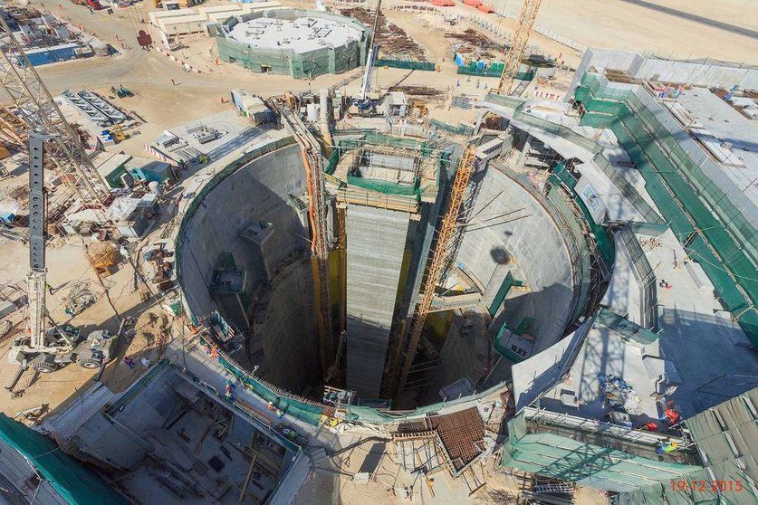 Estación de bombeo de la red de saneamiento que se construye en Abu Dhabi. (www.watermeetsmoney.com)