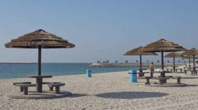 Una imagen de la playa de Al Mamzar en Dubai.