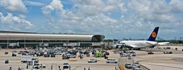 Imagen de la pista del aeropuerto de Fort Lauderdale en Florida, tras el suceso.