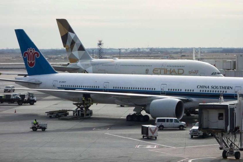 Etihad Airways se encuentra entre las aerolíneas afectadas de llevar portátiles en cabina en vuelos a EEUU.