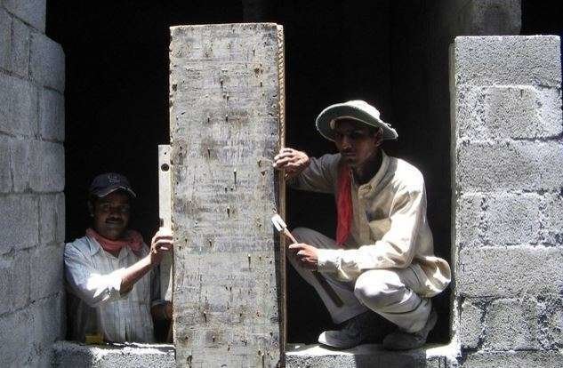 Obreros de la construcción en Omán.
