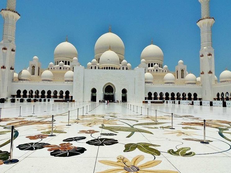Gran Mezquita Zayed de Abu Dhabi, el lugar más visitado del emirato. (Patricia Mogollón) 