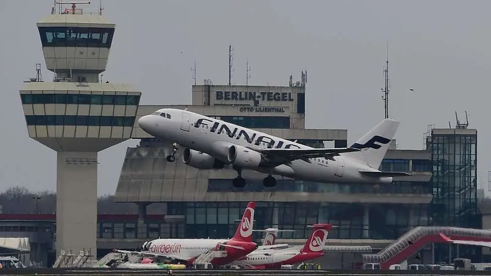 Y si al facturar tu maleta antes de subirte a un avión te