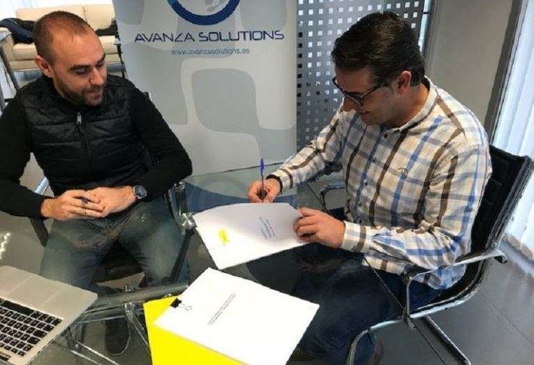 Los empresarios españoles de Avanza Solutions.