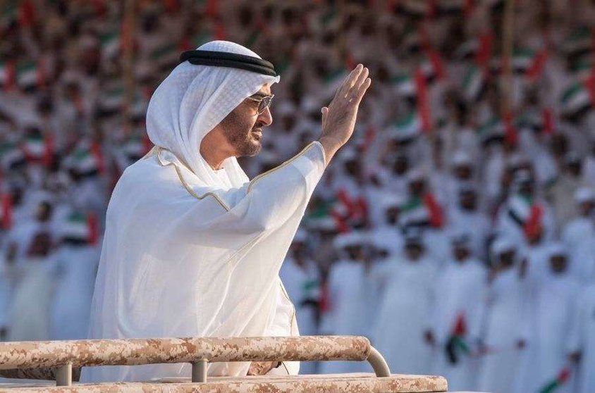 El príncipe heredero de Abu Dhabi durante un desfile.