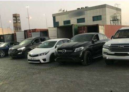 Una imagen de algunos de los coches robados en EAU.