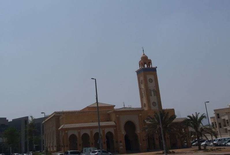 Una mezquita en Abu Dhabi. (EL CORREO)
