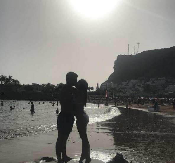 Una pareja enamorado en España. (EL CORREO)