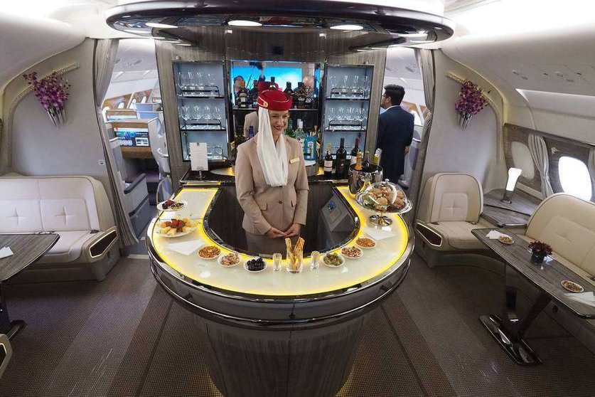 El bar del Emirates A380. (EL CORREO)
