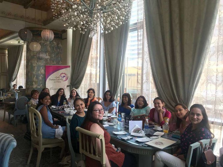 Asistentes al café del Club Damas Latinas de Dubai del mes de septiembre. (Cedida)