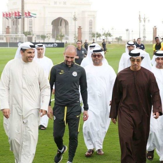 El entrenador Pep Guardiola durante su visita a Abu Dhabi de 2018.