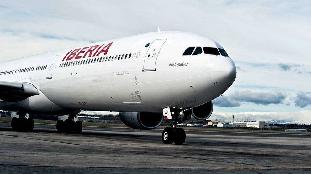 Aviones de Iberia aterrizan ya cada de semana en el aeropuerto de Dubai. (Internet)