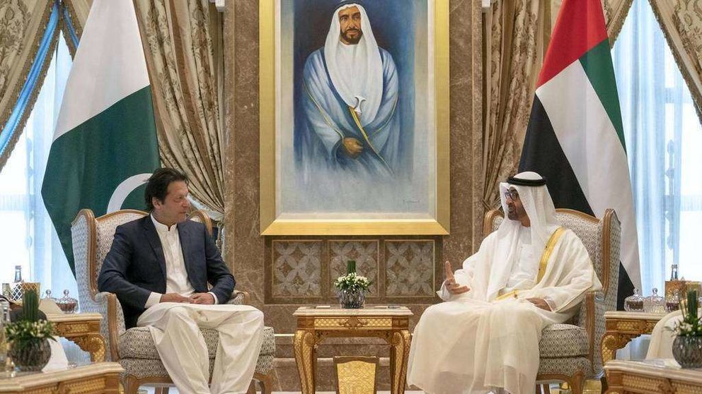 El primer ministro pakistaní se reunió con el príncipe heredero de Abu Dhabi en noviembre de 2018.