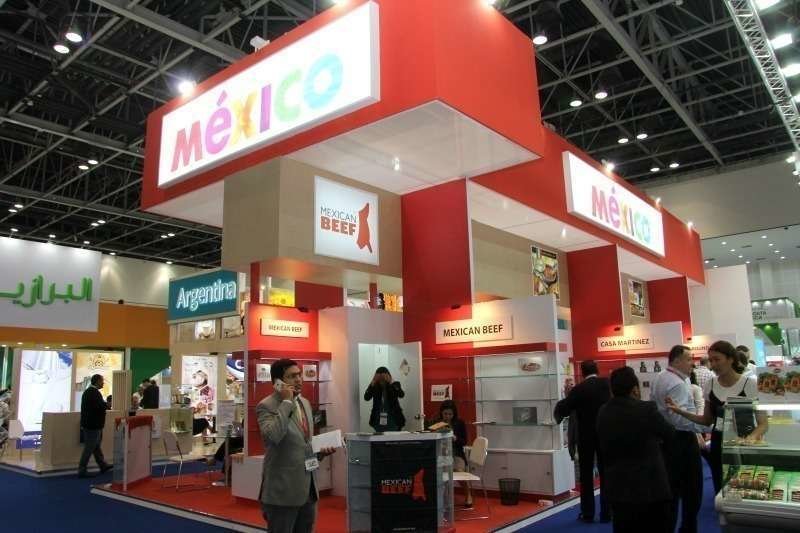 Empresas expositoras en el stand de México en Gulfood 2017. (EL CORREO)
