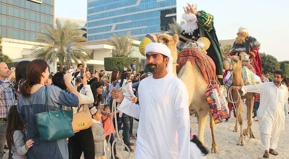 Cabalgata de Reyes Magos 2018 en Abu Dhabi. (EL CORREO)