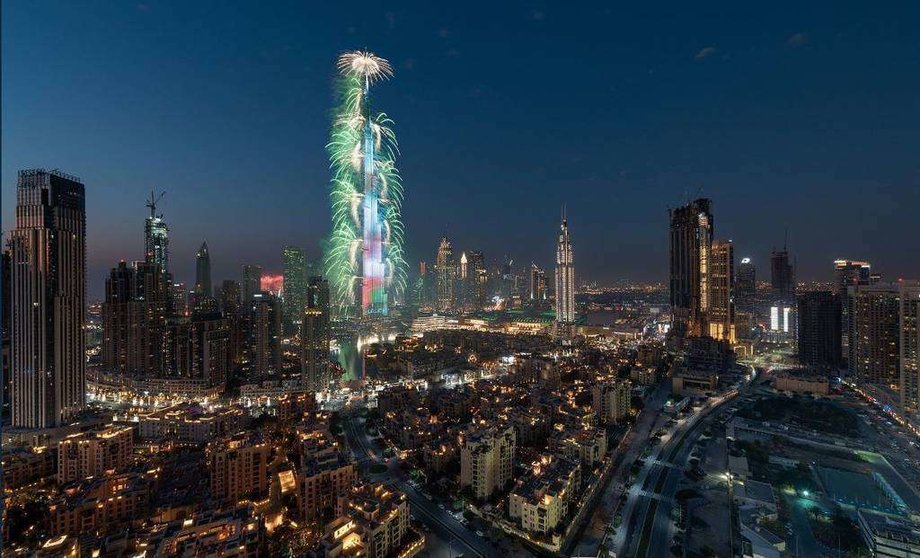 Perspectiva del Burj Khalifa en Dubai durante el Año Nuevo 2019. (@DXBMediaOffice)