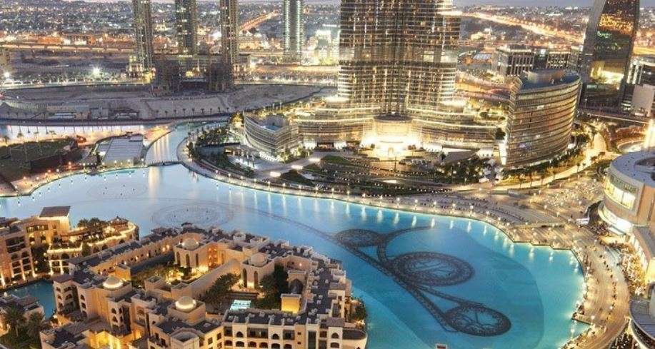 Una imagen de la plaza de Dubai Mall.