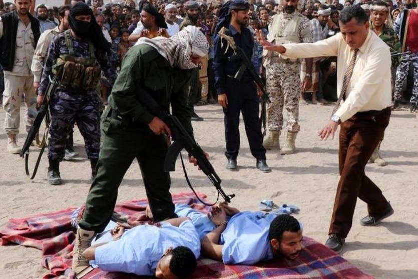 Un momento de la ejecución pública en la ciudad de Adén en Yemen. (Reuters/Fawaz Salman)