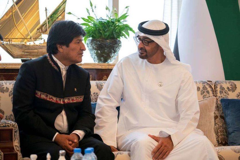 El presidente de Bolivia junto al príncipe heredero de Abu Dhabi.