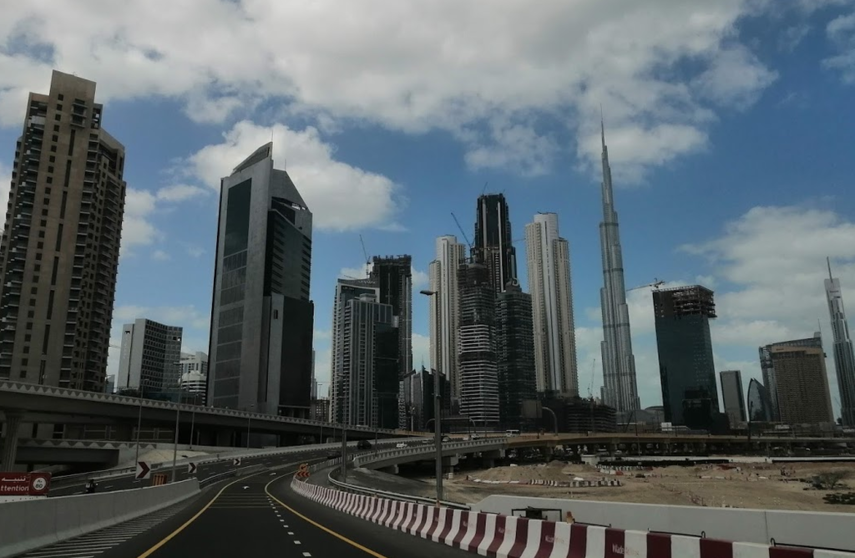 Una imagen de Al Khaild Road, E-44 en Dubai. (EL CORREO)