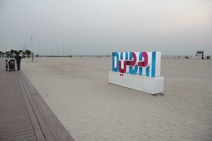 Playa de Jumeirah en el emirato de Dubai. (EL CORREO)