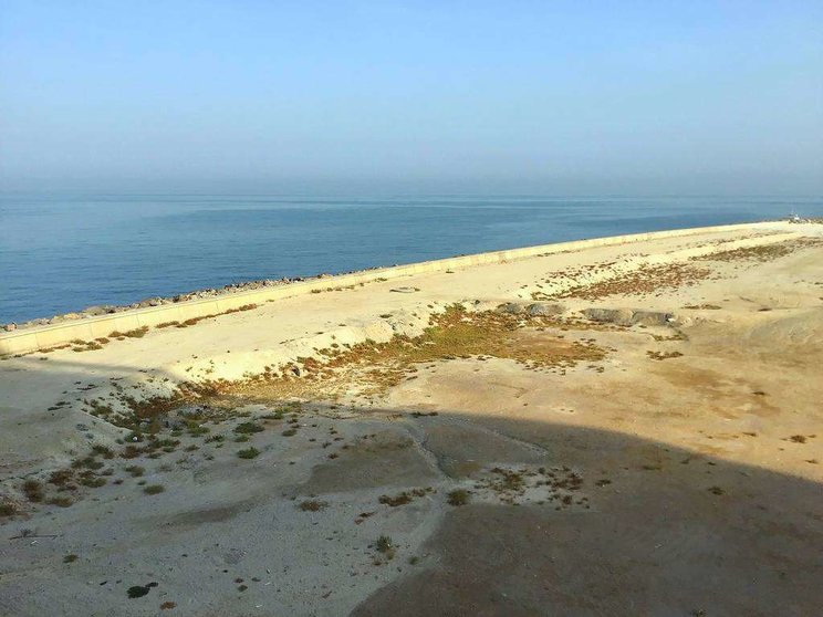 Cielos totalmente despejados y mar tranquila en la mañana del viernes en la franja costera de Al Marjan Island en Ras Al Khaimah. (EL CORREO)