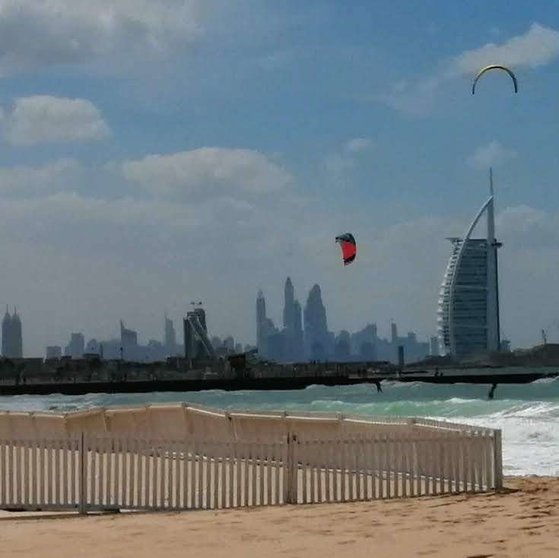 Una imagen de la costa de Dubai en invierno. (EL CORREO)