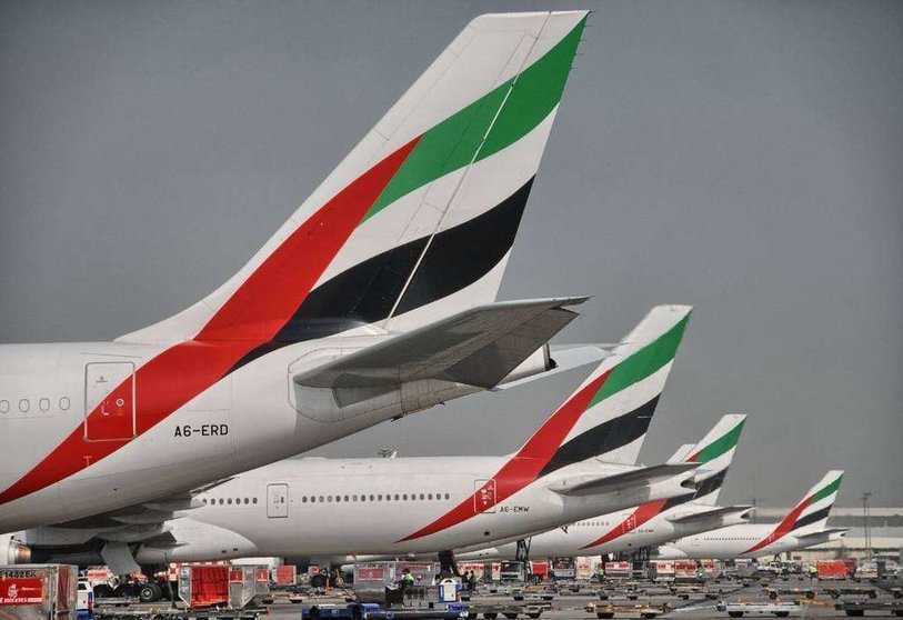 Aviones de Emirates en el Aeropuerto Internacional de Dubai. (Twitter)