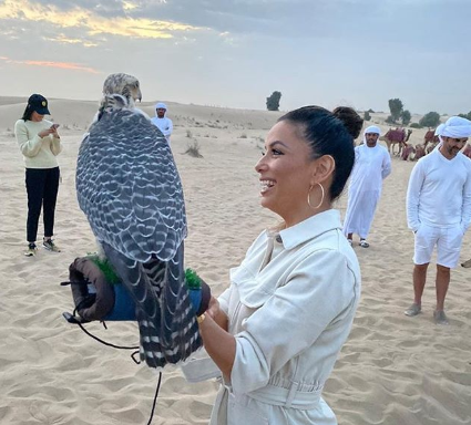 Eva Longoria en el desierto de Dubai.