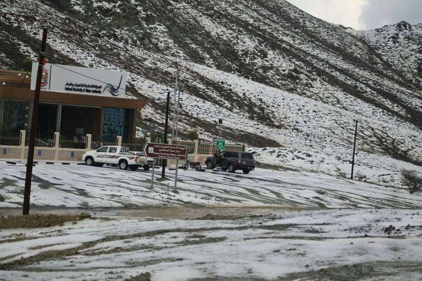 Montañas de Ras Al Khaimah durante la nevada de febrero de 2017. (ELCORREO)