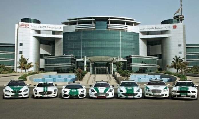 Efectivos del cuerpo de Policía de Dubai.