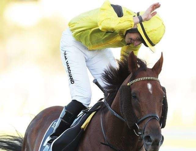  El jinete Tom Marquand y el caballo Addeybb en Australia (Getty Images)
