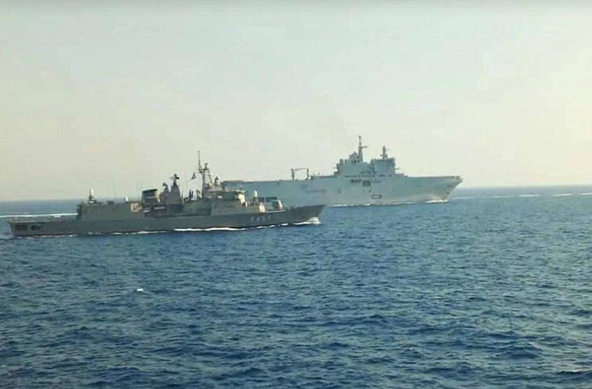 Maniobras militares navales conjuntas de Grecia y Francia en el sureste de la isla de Creta. (www.infogate.cl)
