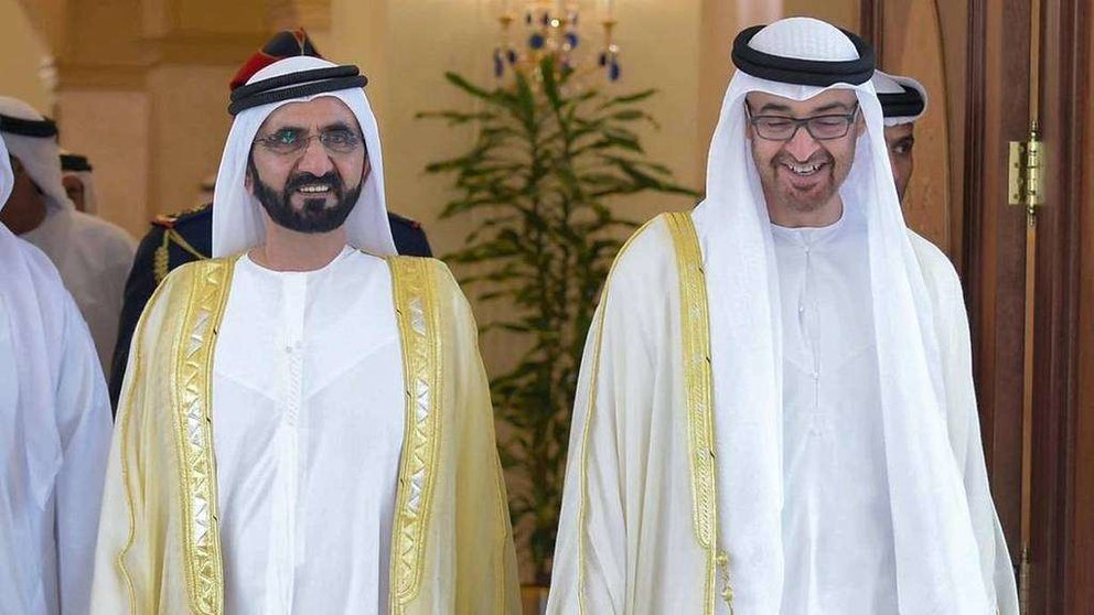 El jeque Mohammed bin Rashid, gobernante de Dubai, y el jeque Mohamed bin Zayed, príncipe heredero de Abu Dhabi. (Dubai Media Office)