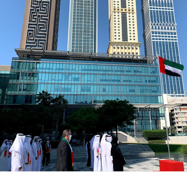 Día de la Bandera de EAU 2020 en el Centro Financiero de Dubai. (EL CORREO)