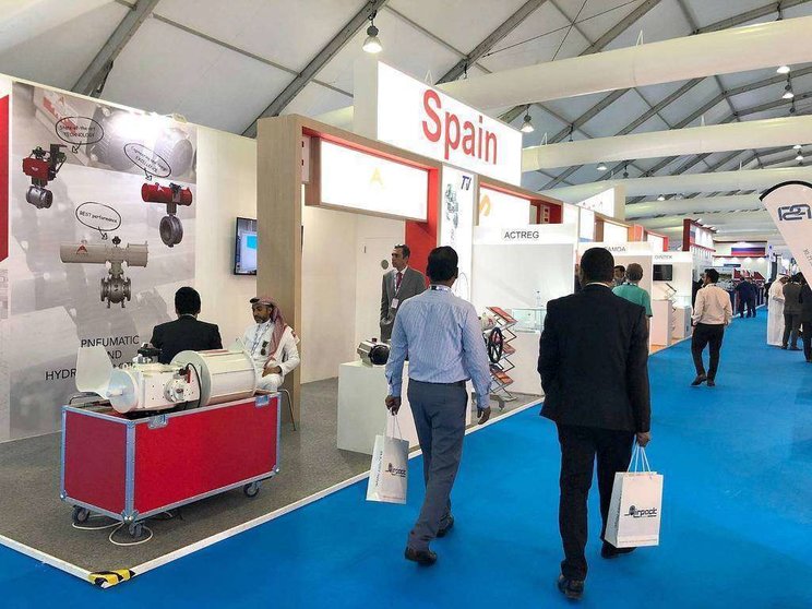 En total son 14 empresas las que están presentes en la sección de España de ADIPEC 2019. (EL CORREO)