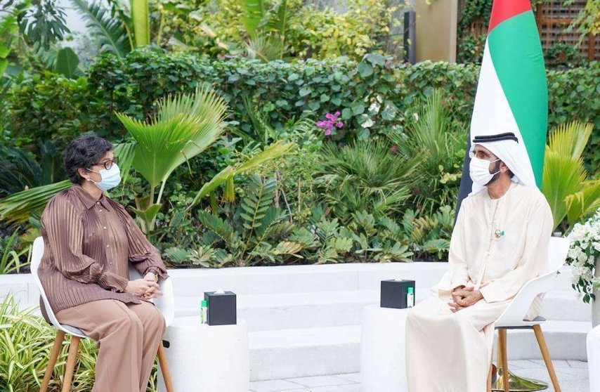Arancha González Laya y Sheikh Mohammed bin Rashid. (WAM)