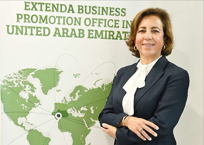 Rosario Millán, directora de Extenda para la región del Golfo, en la sede de la empresa pública andaluza en Dubai. Rosario Millán, / Extenda's director for the Gulf region, at the Andalusian public company's headquarters in Dubai. (EL CORREO)