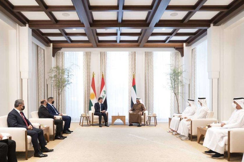 En el centro de la imagen el príncipe heredero de Abu Dhabi y Nechirvan Barzani, presidente de la región del Kurdistán en Irak. (WAM)